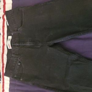 Levis Black Jeans
